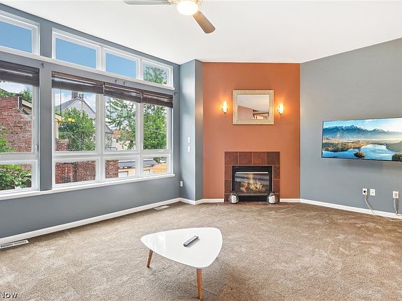 4th image of 1456 W 84th St