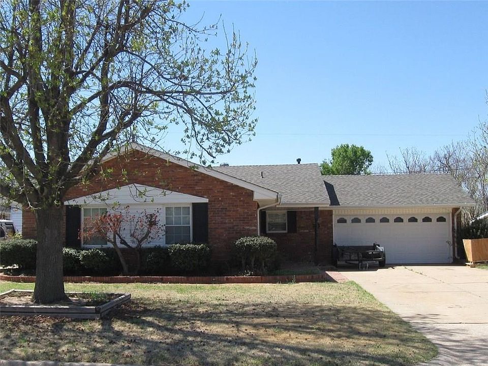 1st image of 3909 Oakbrook Dr