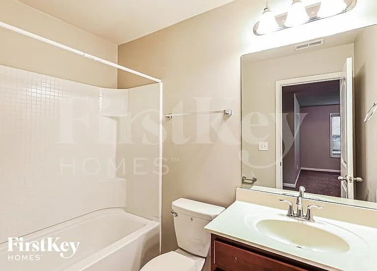 3172 Baylor Cir — Photo 9