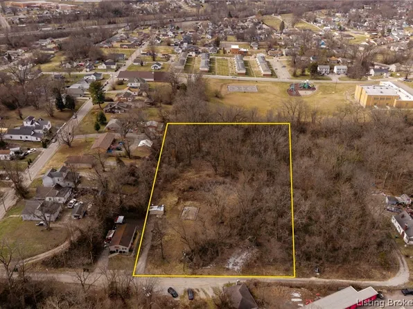 1115 Hildreth Street, New Albany, IN 47150