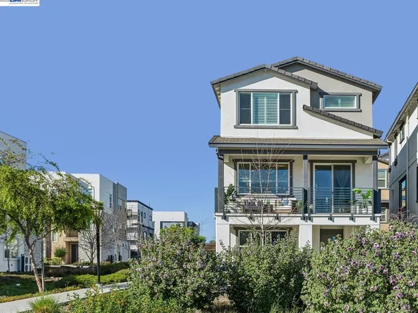 646 Eucalyptus Way, Alameda, CA 94501