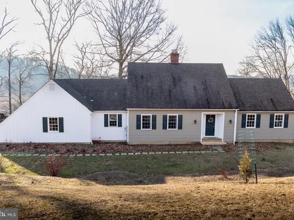 163 Pleasant Valley Rd, Titusville, NJ 08560