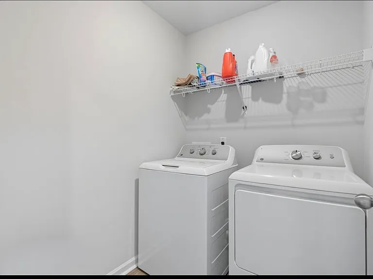 116 Post Mill Dr — Photo 12