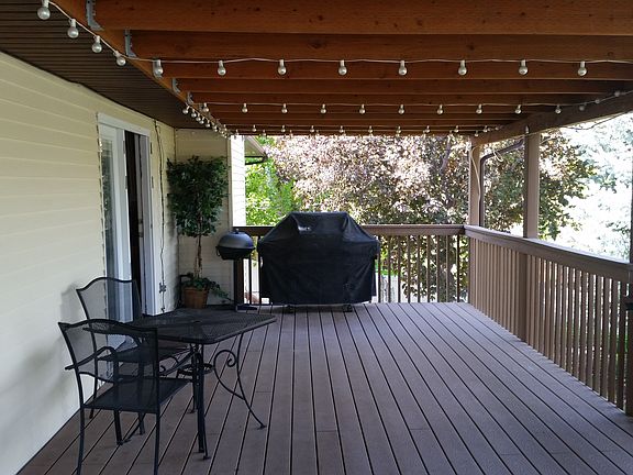 3rd image of 888 W Walden Hills Dr