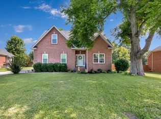 2710 Maylon Dr, Murfreesboro, TN 37128