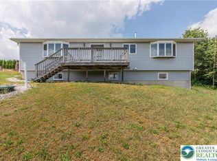 379 Golf Rd W, Tamaqua, PA 18252