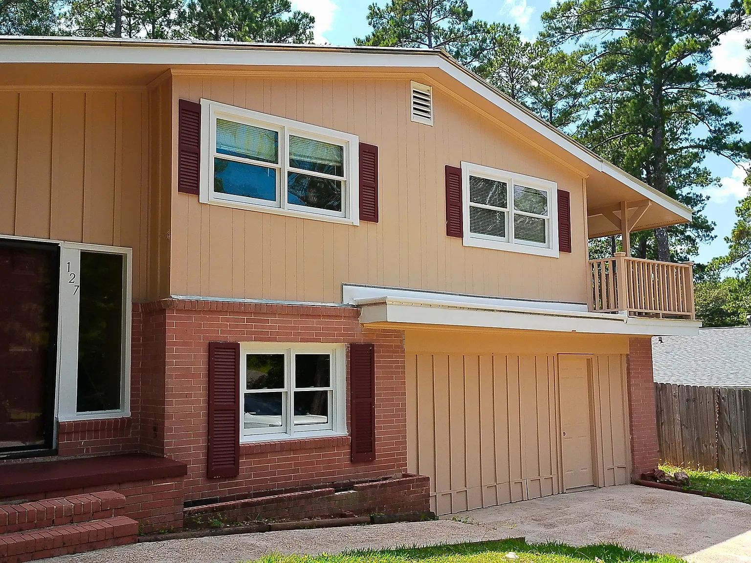 3 bed, 1.5 bath, 1083 sqft, $1,680 — Photo 4