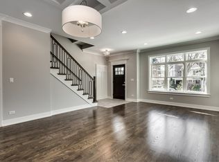 4745 N London Ave, Chicago, IL 60630