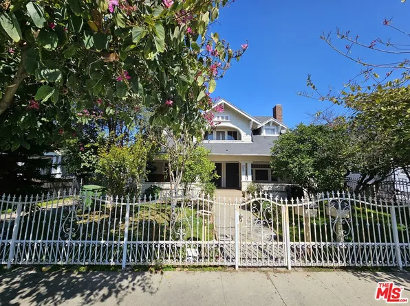 201 W 46th St, Los Angeles, CA 90037