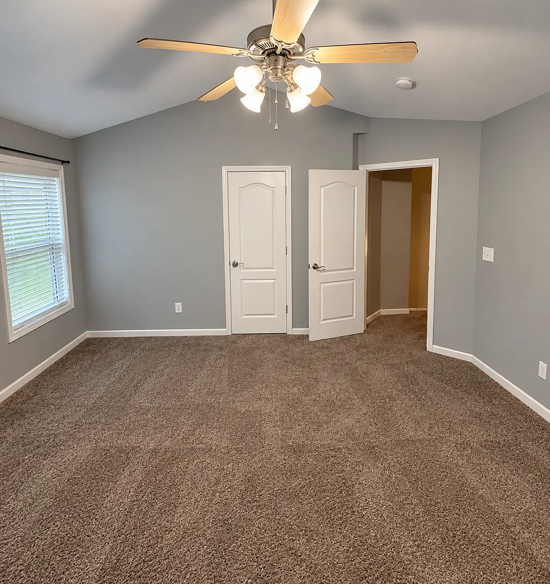 3 bed, 2.5 bath, 1388 sqft, $1,650 — Photo 2