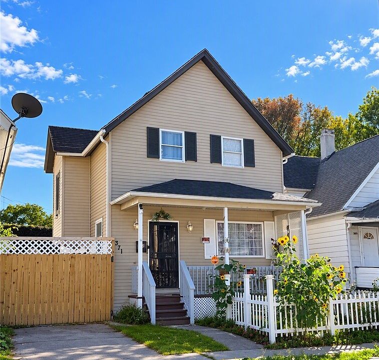 1st image of 371 Weaver St