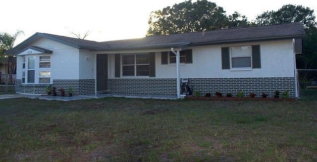 1st image of 1410 Stone Creek Dr