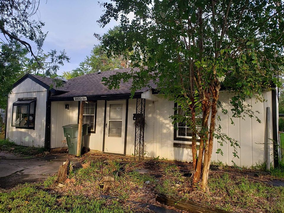 1st image of 2832 31st St