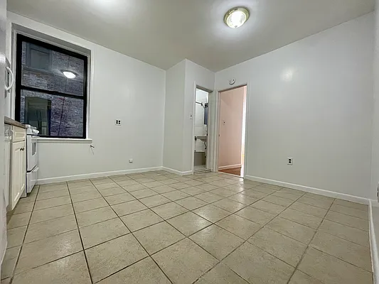 Rented by Building Equity Real Estate LLC | media 14