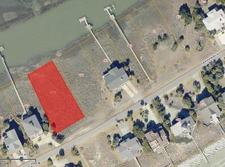 487 Tarpon Blvd, Saint Helena Island, SC 29920