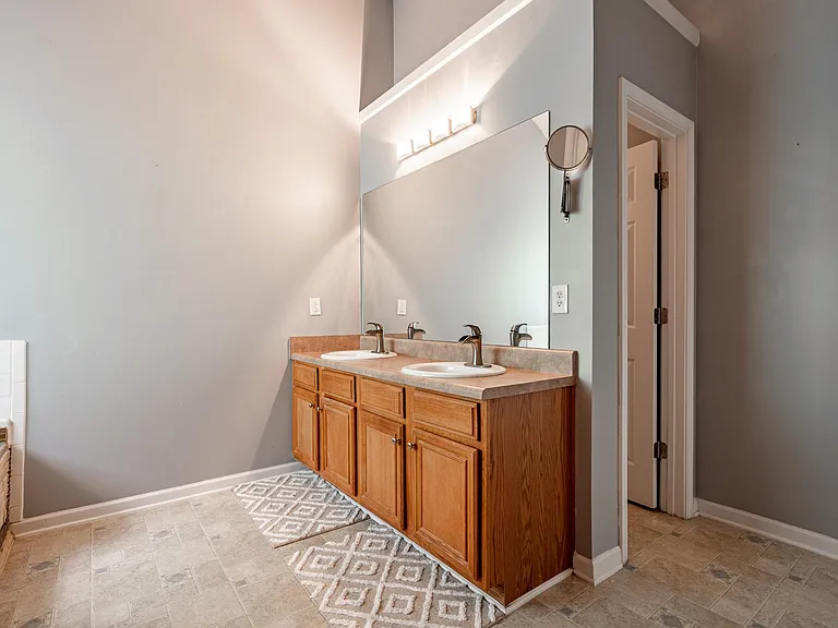 2031 Reflective Waters Rd — Photo 13