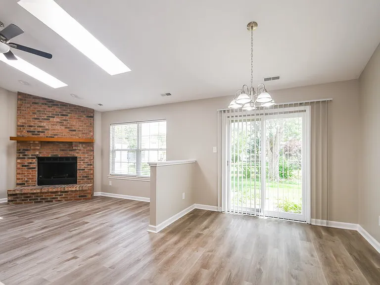9695 Claymore Dr — Photo 6