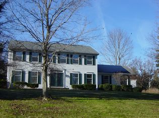 2718 Stonebridge Ct, Hudson, OH 44236