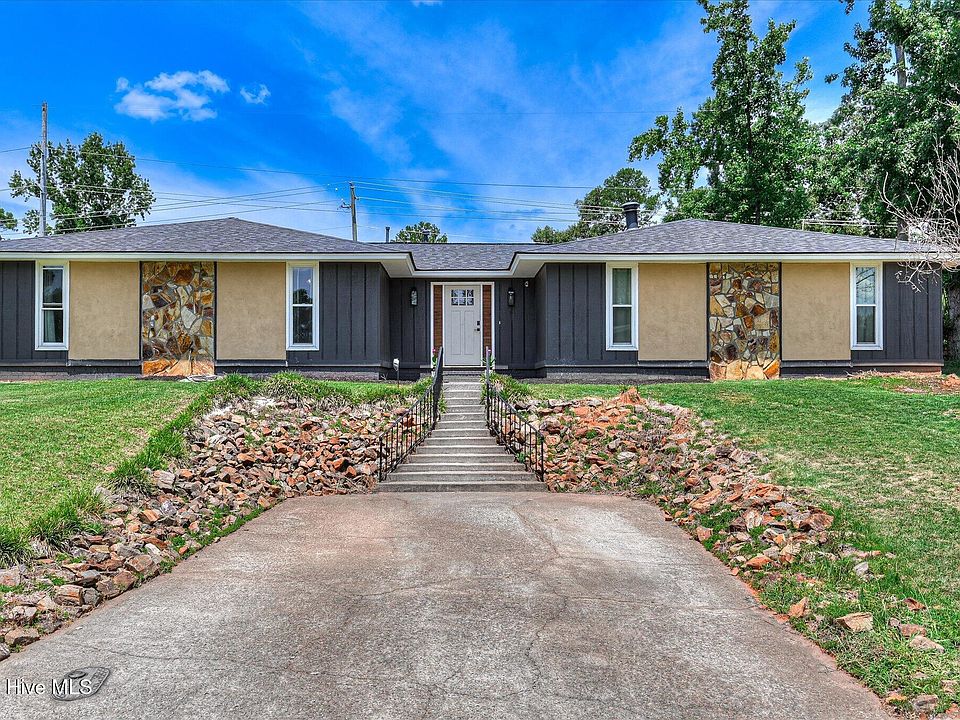 1st image of 131 Dresden Drive