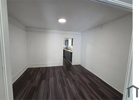 2973 Myra St — Photo 5