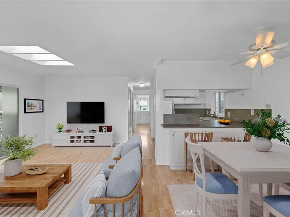 307 Lexington Cir, Newport Beach, CA 92660