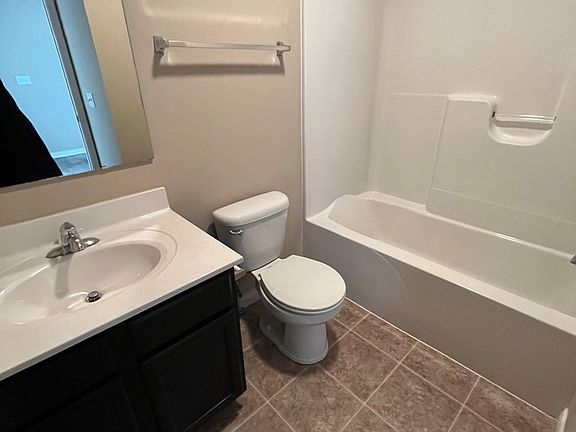 5th image of 3950 Abraham Ct