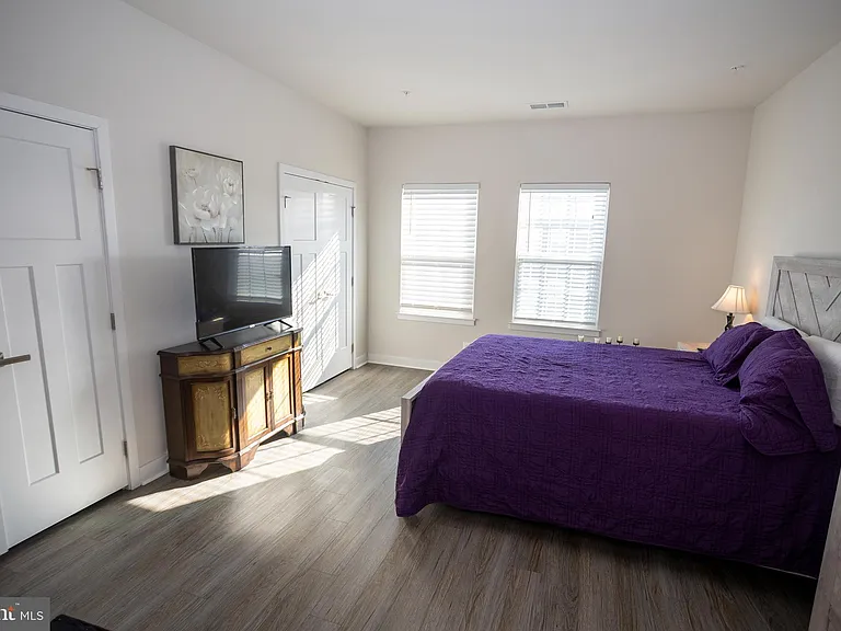9926 New Pointe Dr — Photo 22