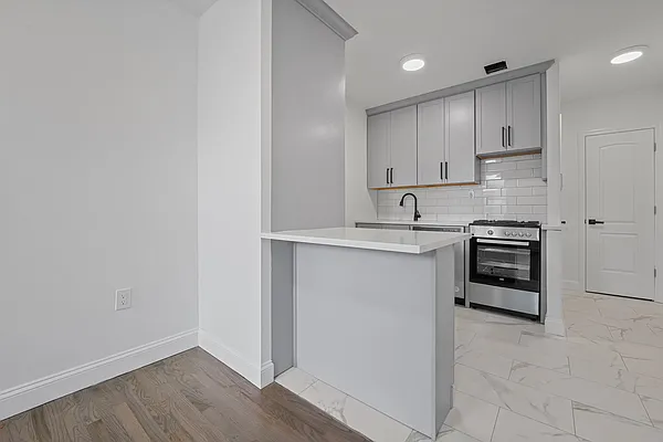 Rented by Corcoran | media 2