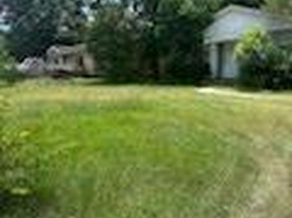 5718 Frederica Pl