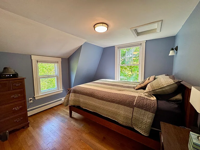 275 Middle Rd — Photo 21