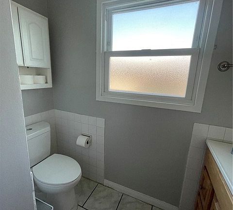 2nd image of 10716 Wolcott Pl