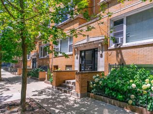 443 W Arlington Pl #2, Chicago, IL 60614