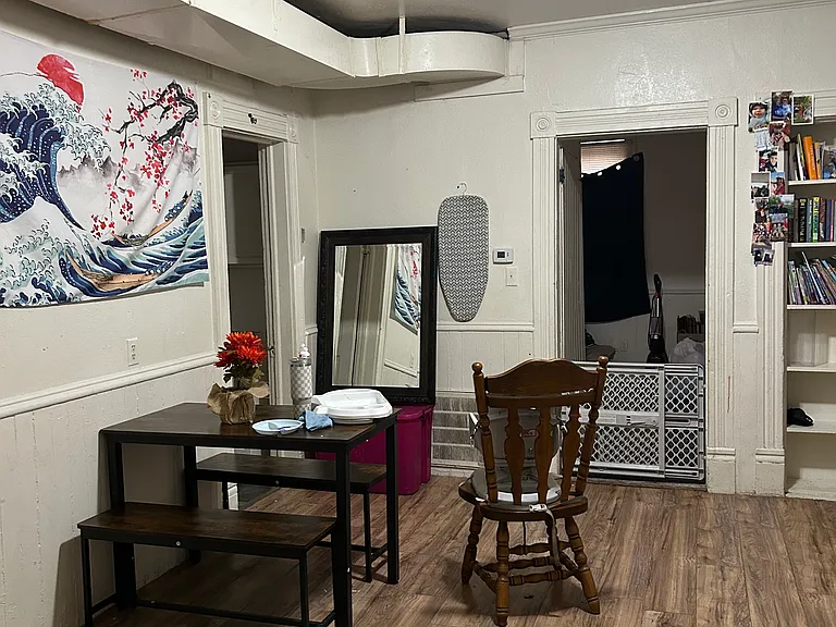 furnished from previous tenant to show scale and placement.