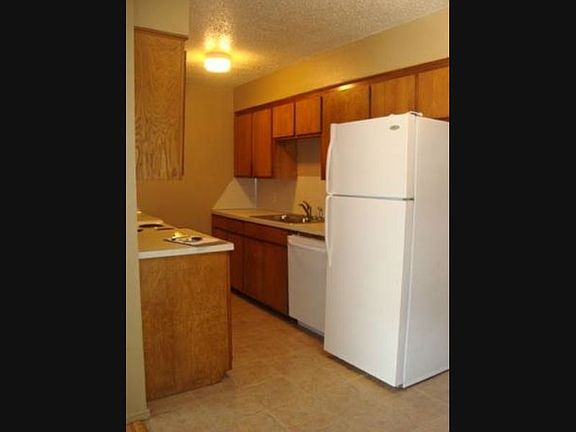 4th image of 1435 NW 67th St APT 3