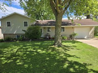 710 6th Ave E, Cresco, IA 52136