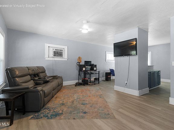 2nd image of 1051 Nebraska Ave