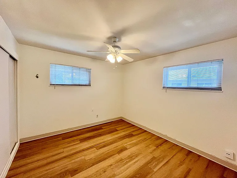 6083 Severin Dr — Photo 6