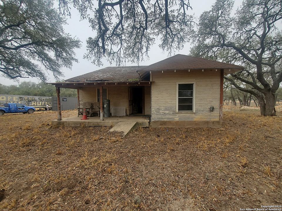 1st image of 10665 W FM 476