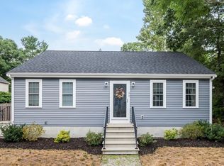 56 Milford St, Halifax, MA 02341