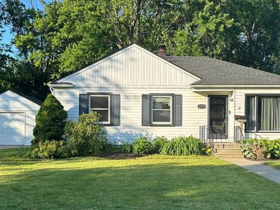 1579 Hampton Rd, Mount Clemens, MI, 48043