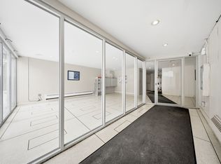 76 Parkwoods Village Dr, Toronto, ON M3A 2X8