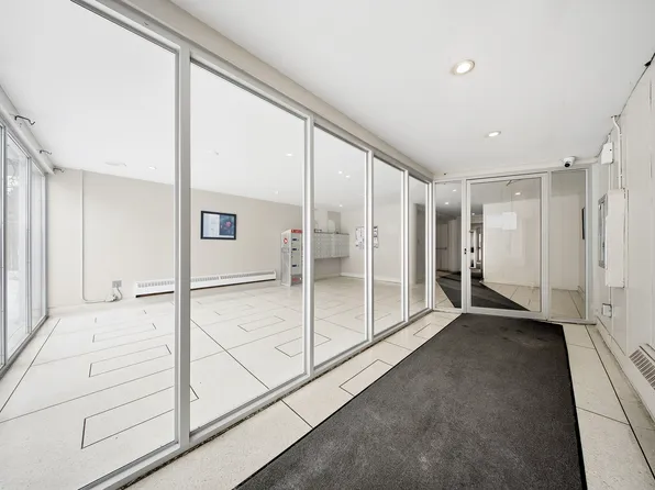 76 Parkwoods Village Dr, 76 Parkwoods Village Dr, Toronto, ON M3A 2X8