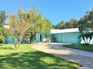 2258 Grovewood Rd, Clearwater, FL 33764