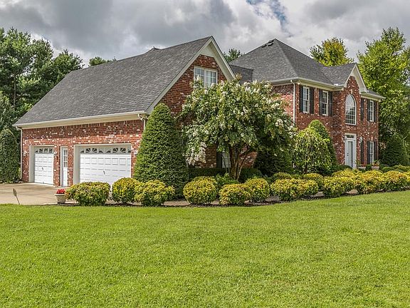 3rd image of 1426 Broadlands Dr