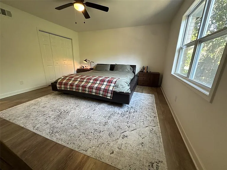 275 Winding River Dr #C — Photo 22
