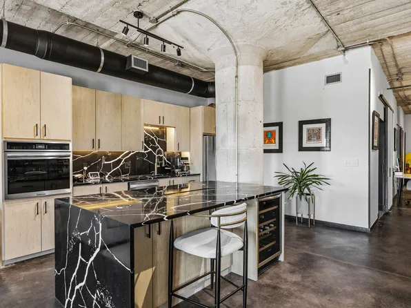 1122 Jackson St APT 609, Dallas, TX 75202