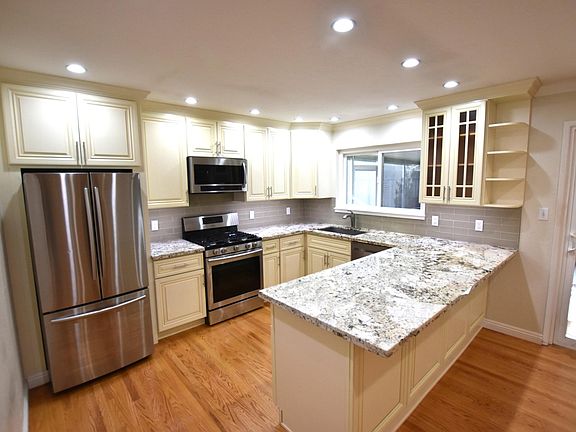 4th image of 1211 Teresita Dr