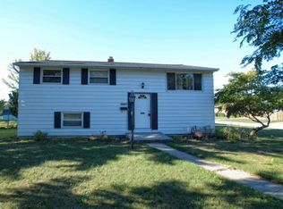 36687 Lakehurst Dr E, Eastlake, OH