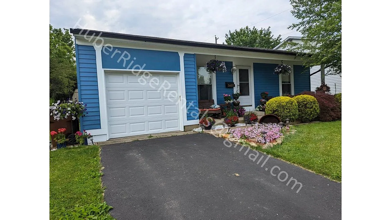 3437 Montford Rd S photo 1