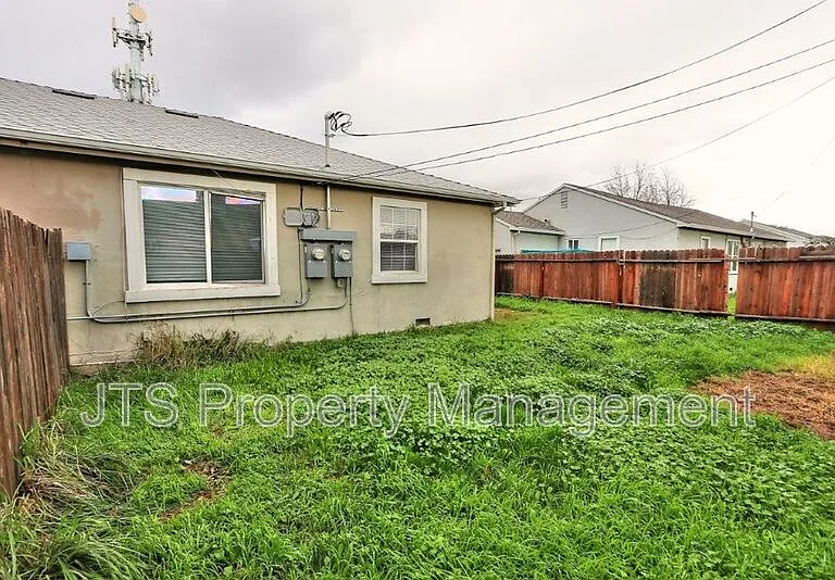 5302 Gordon Dr — Photo 55